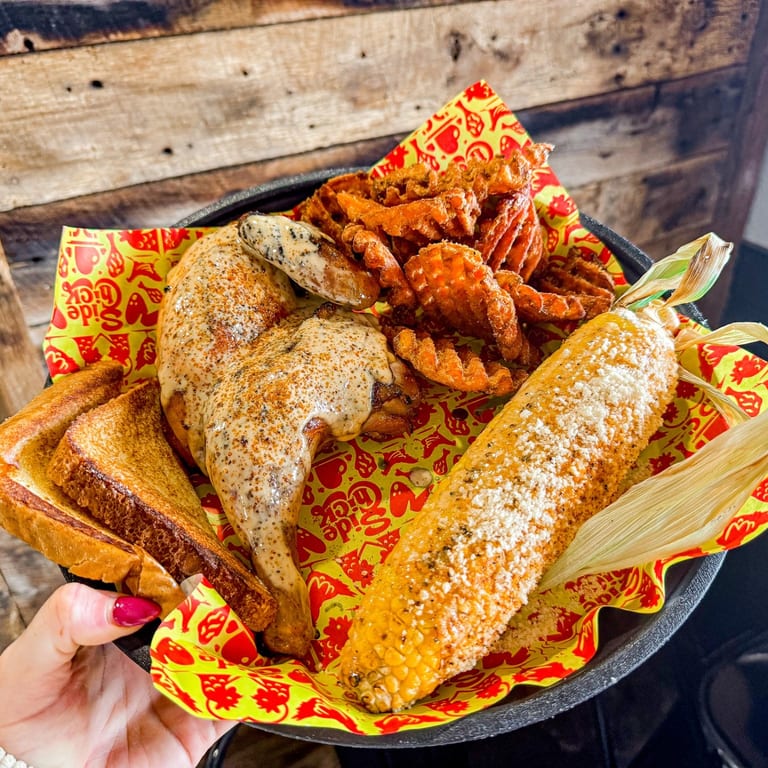 Branson Restaurants: Taste Flavor at Side Chick